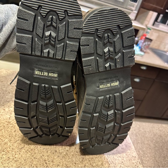 Irish Setter Kittson Steel Toe, slip oil resistant, electrical hazard boot. - Picture 6 of 8